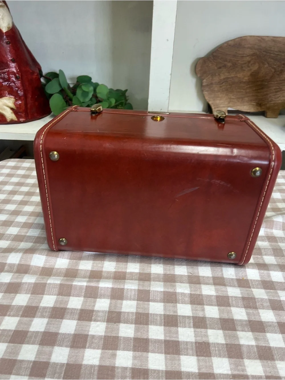 Vintage samsonite traincase brown luggage with key and tray makeup granny core